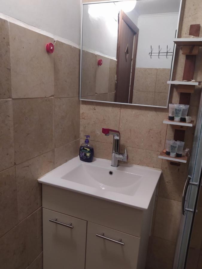 אצלנו בקיבוץ Amir Exterior photo